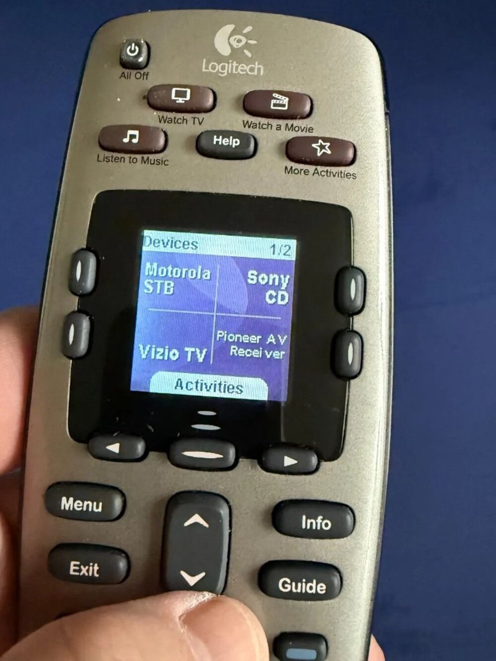 Logitech Harmony 650 Advanced All in One Programmable Universal Remote Control - Picture 14 of 16
